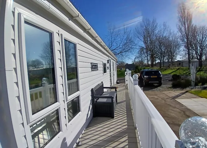 Sea Breeze, Parkdean Resort Southview, Skegness
