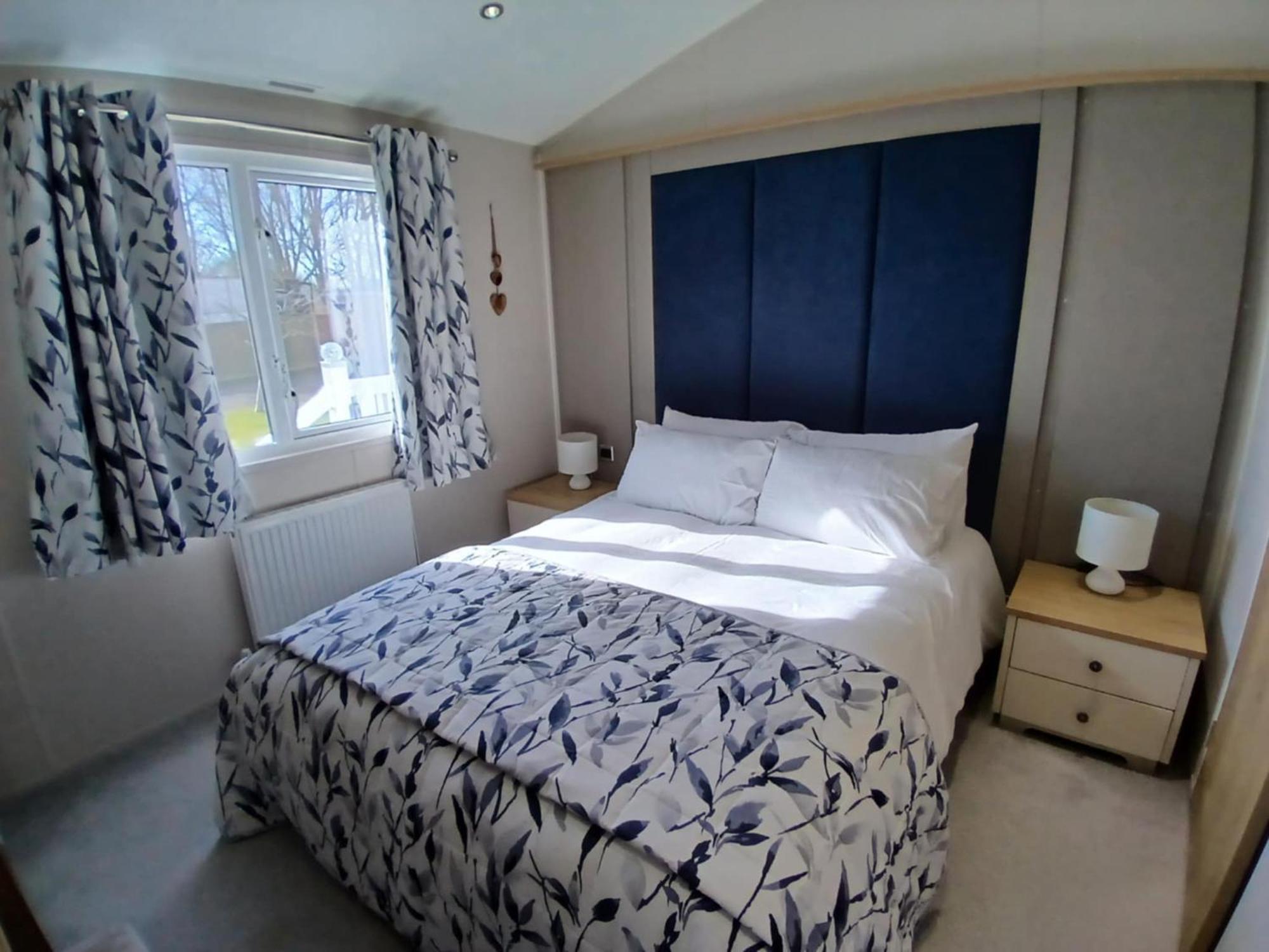 Sea Breeze, Parkdean Southview, Campsite *